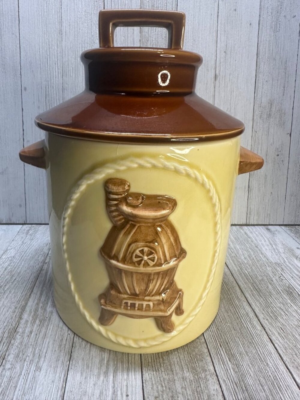 Vtg Pot Belly Stove Design Ceramic Cookie Jar Cannister with Brown Lid 9" Tall